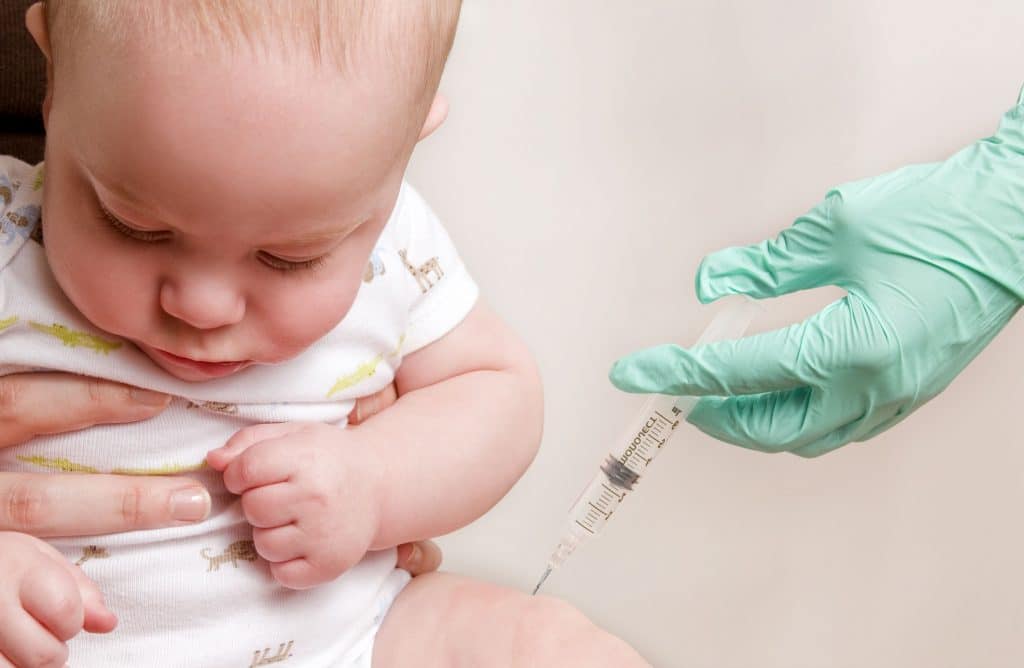 bébé vaccin