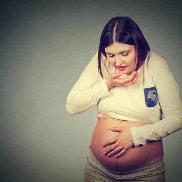 pregnant woman vomit