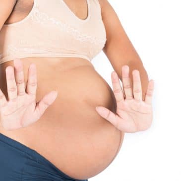 pregnan woman no gesture