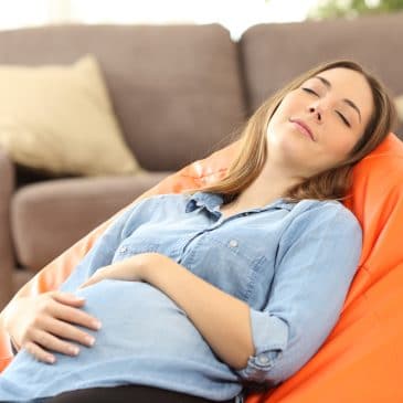 pregnant woman sleep