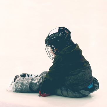little kid falling down skate hockey
