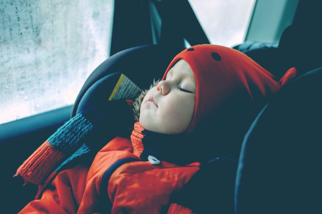 kid sleep in car