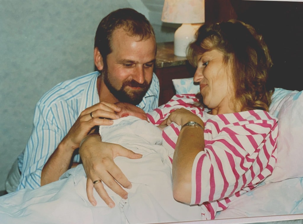 maman et papa vintage avec bébé